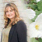 Laura Banks's photo