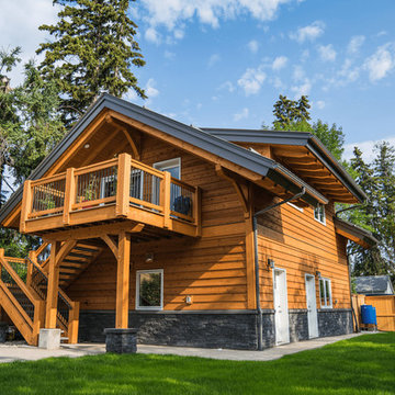 WILL & ALLISON’S GOLDEN, BC CARRIAGE HOUSE