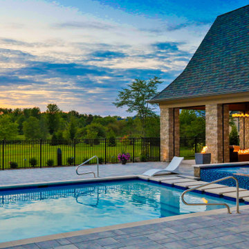 St. Charles Swimming Pool and Hot Tub with Floating Steps