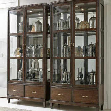 Bernhardt Beverly Glen Display Cabinet with Mirrored Back