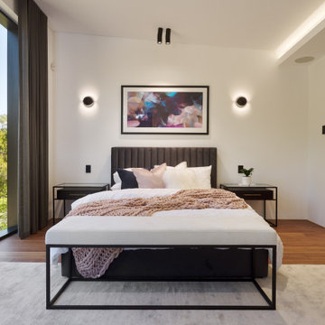 Webb & Brown - Neaves | Jolimont
