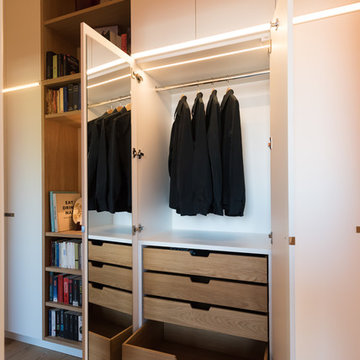 Wandschrank & Einbauküche
