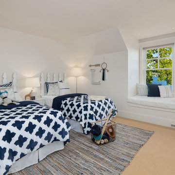 Hamptons Style on Mercer Island