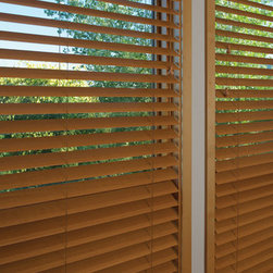 Hunter Douglas Parkland&trade; Reflections&reg; Wood Blinds - Window Blinds
