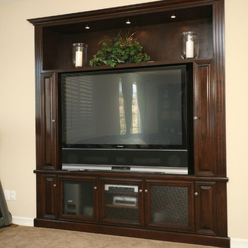 Entertainment Centers & Built-in Niches