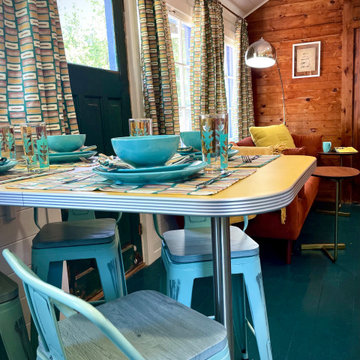 Len's Cove - Green Cabin