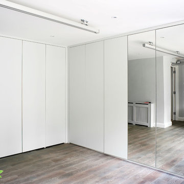 "L" shape wardrobe