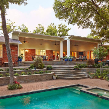 Traditional Patio