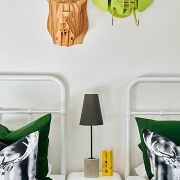 Twin bedroom