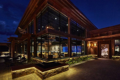 Large modern exterior home idea in Phoenix