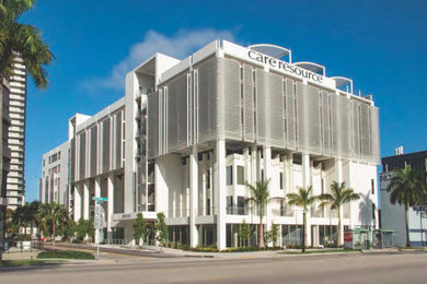 Trendy white exterior home photo in Miami