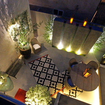 JENSEN COURTYARD: HERMOSA BEACH CA