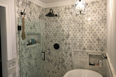Bathroom - traditional bathroom idea in St Louis