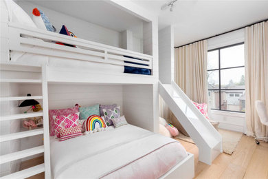 Inspiration for a kids' room remodel in Toronto