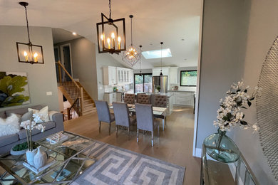 Example of a living room design in Other