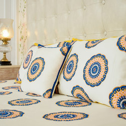 Amouve - Product Photoshoot - Sheet And Pillowcase Sets