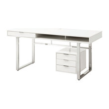 SOPHIA'S DESK