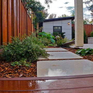 10x12 Poolside Retreat & Living Space