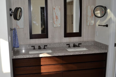 Weston Vanity w/ Mirrors