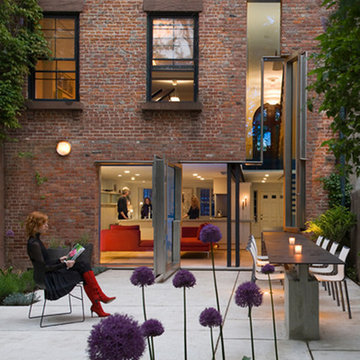 Operable Boundary Townhouse/Garden