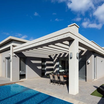 Exterior Paint & Modern Pool
