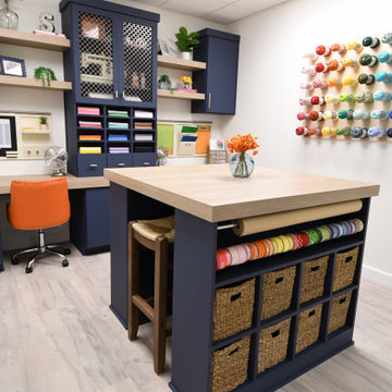 Craft/ Hobby Room