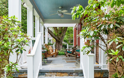 Porch of the Week: Room for Lounging and Socializing