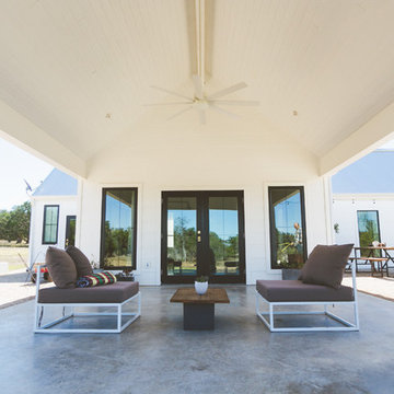 My Houzz: Couple Build Their Dream Modern-Farmhouse-Style Home