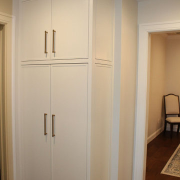 Contour Dr