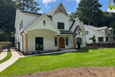 Exterior home photo in Atlanta