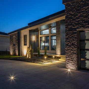 Contemporary Lakefront Property