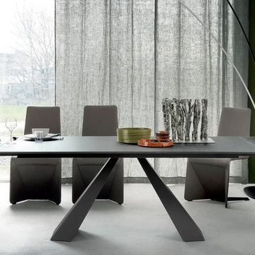 Eliot Drive Dining Table by Cattelan Italia
