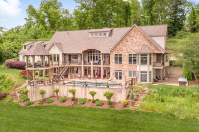 Exterior home idea in Other