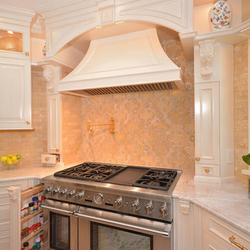 Traditional Custom Kitchen