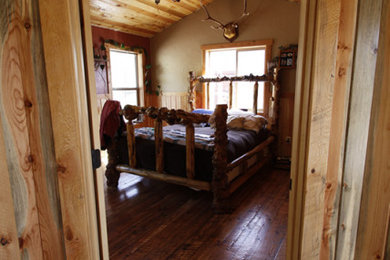 Bedroom - craftsman bedroom idea in Other