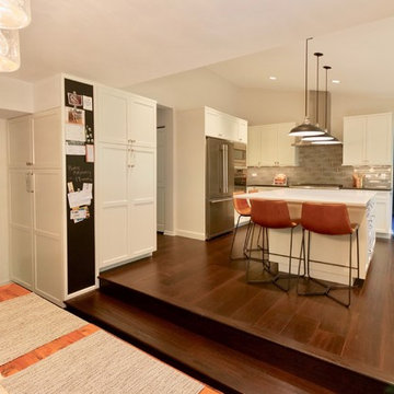 Lake Bluff White Kitchen