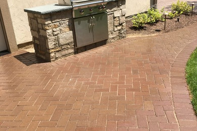 Inspiration for a small rustic patio remodel in Chicago