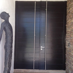 Aventura Model - Front Doors