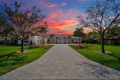 Contemporary Florida Lake Home