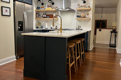 Inspiration for a kitchen remodel in Philadelphia