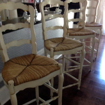 Custom Painted Antiques and Vintage Furniture