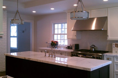 Kitchen photo in New York