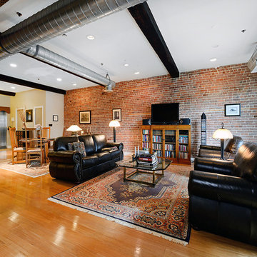 610 Clinton Street #2w