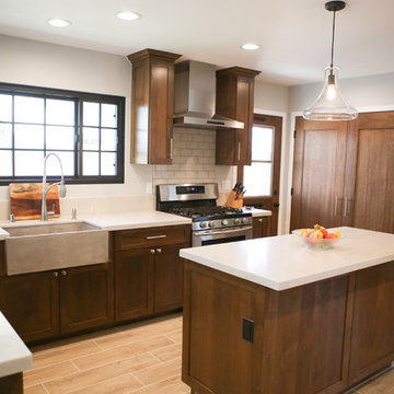 Charming North Hills Kitchen