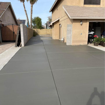 Plain Concrete Driveway in Gilbert AZ