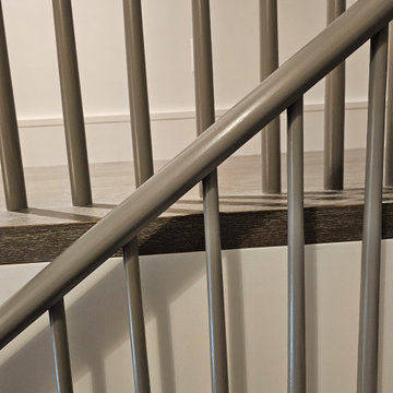 Project #112 | Traditional Staircase with Continuous Rail System