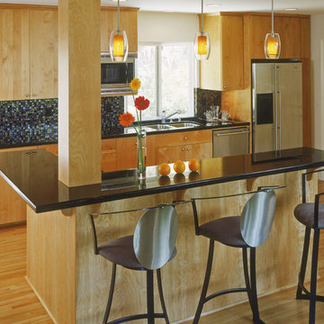 Custom Kitchen Cabinets