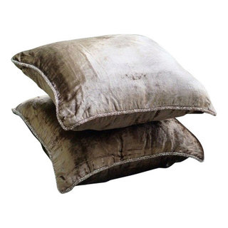 https://st.hzcdn.com/fimgs/4c913404051ac653_0904-w320-h320-b1-p10--contemporary-decorative-pillows.jpg