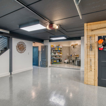 Cavanaugh Lake Residence