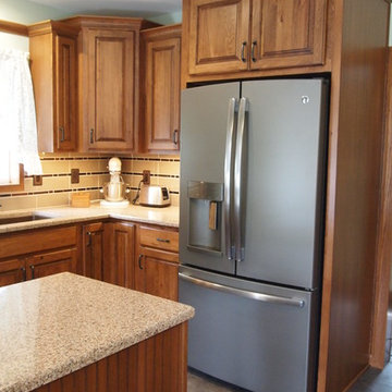 Galva, IL- Rustic Beech Kitchen With Storage Galore!